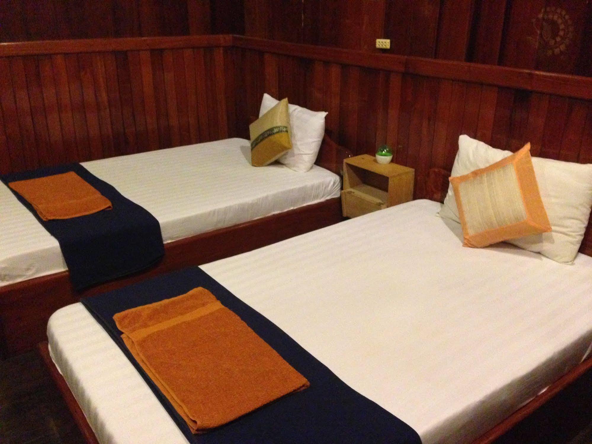 The City Premium Guesthouse Sziemreap Kültér fotó